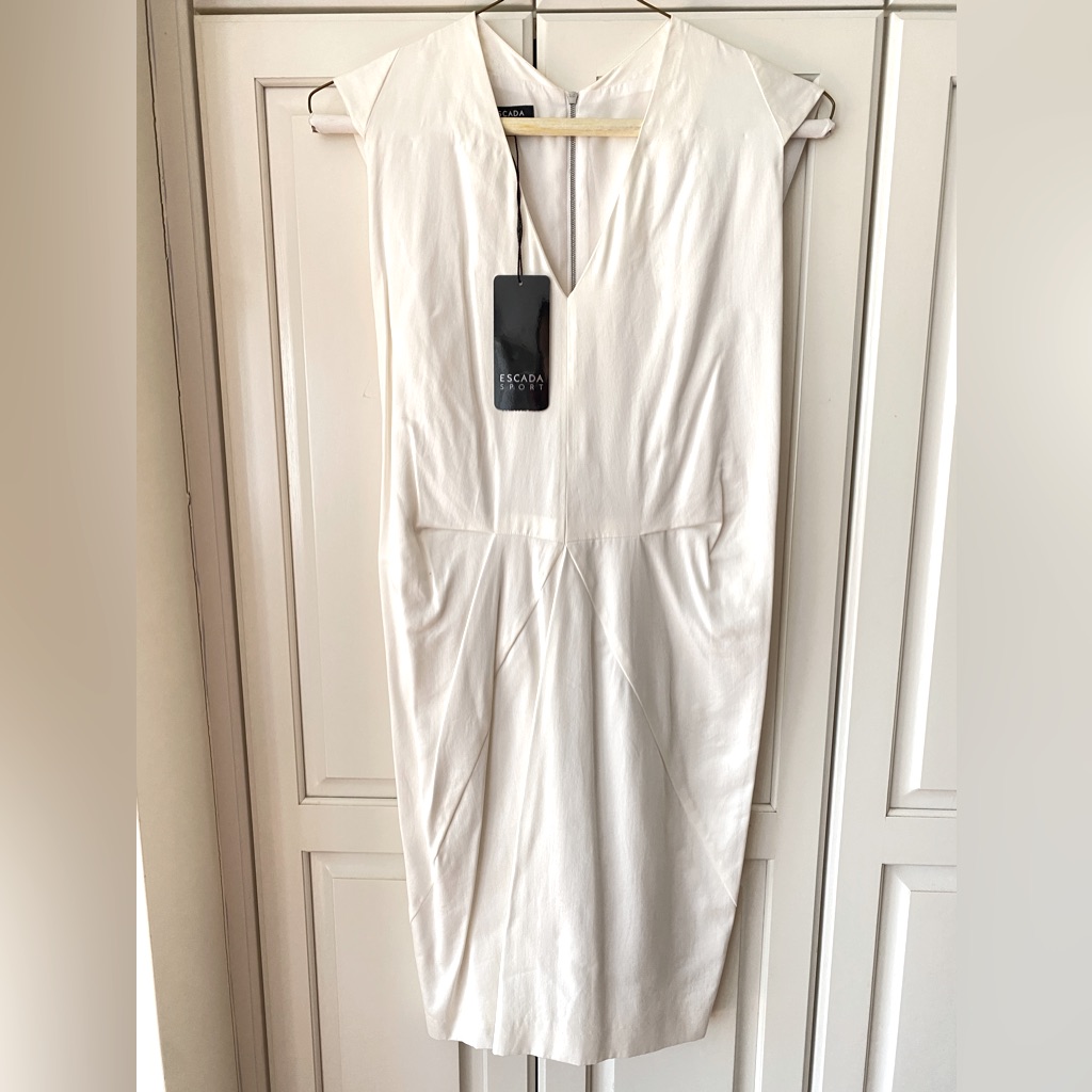 Escada Sports Dress Pearl White Deep V Cap Sleeve Full Lined Women's 34 New
